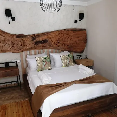 Nuriye Butik Alacati Hotell *